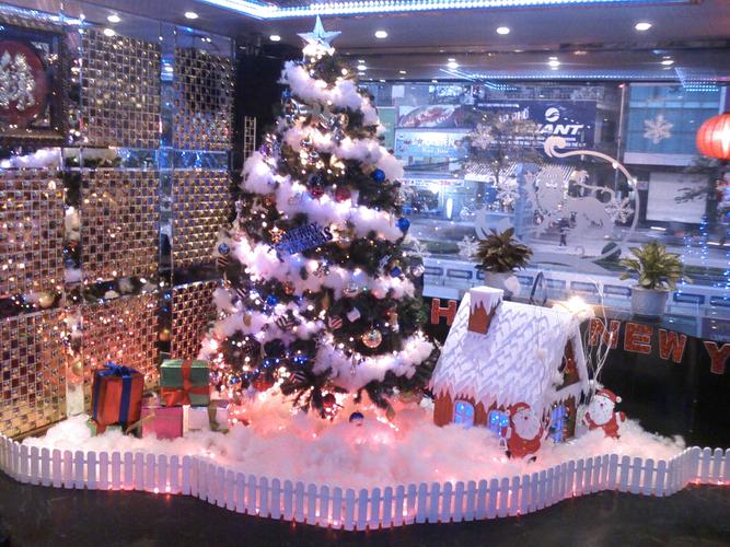 Những nơi có dịch vụ trang trí Noel đẹp ở TPHCM